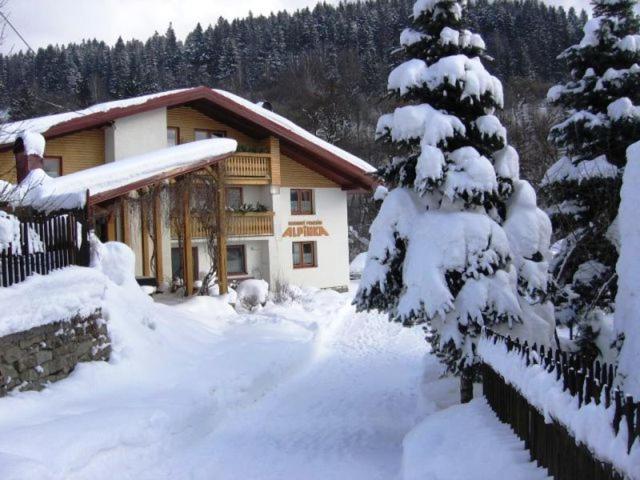 Rodinné apartmány Alpinka Ócsad Kültér fotó