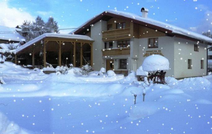 Rodinné apartmány Alpinka Ócsad Kültér fotó